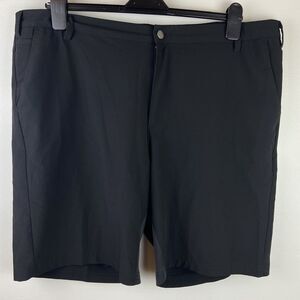 adidas Black Athleisure Shorts Flat Front Chinos Four Pockets Men's Size 42